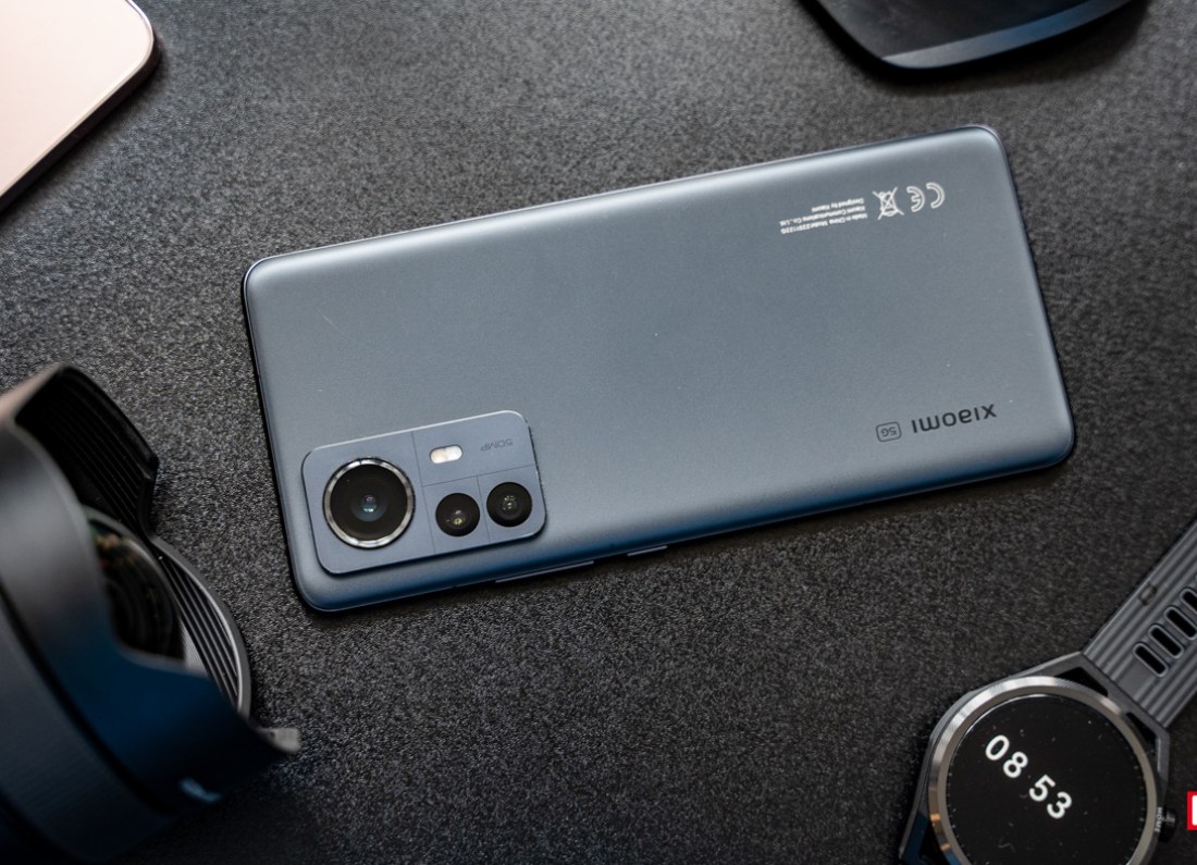 Xiaomi 12 smartphone