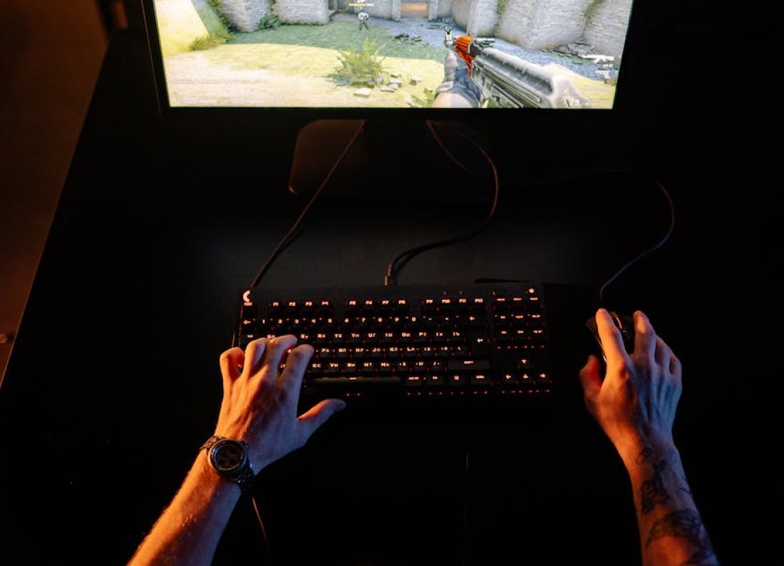 gaming keyboard screen