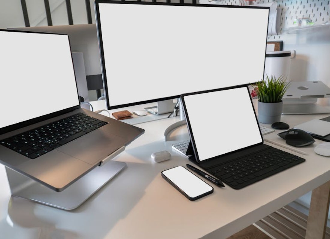tablet and portable monitor