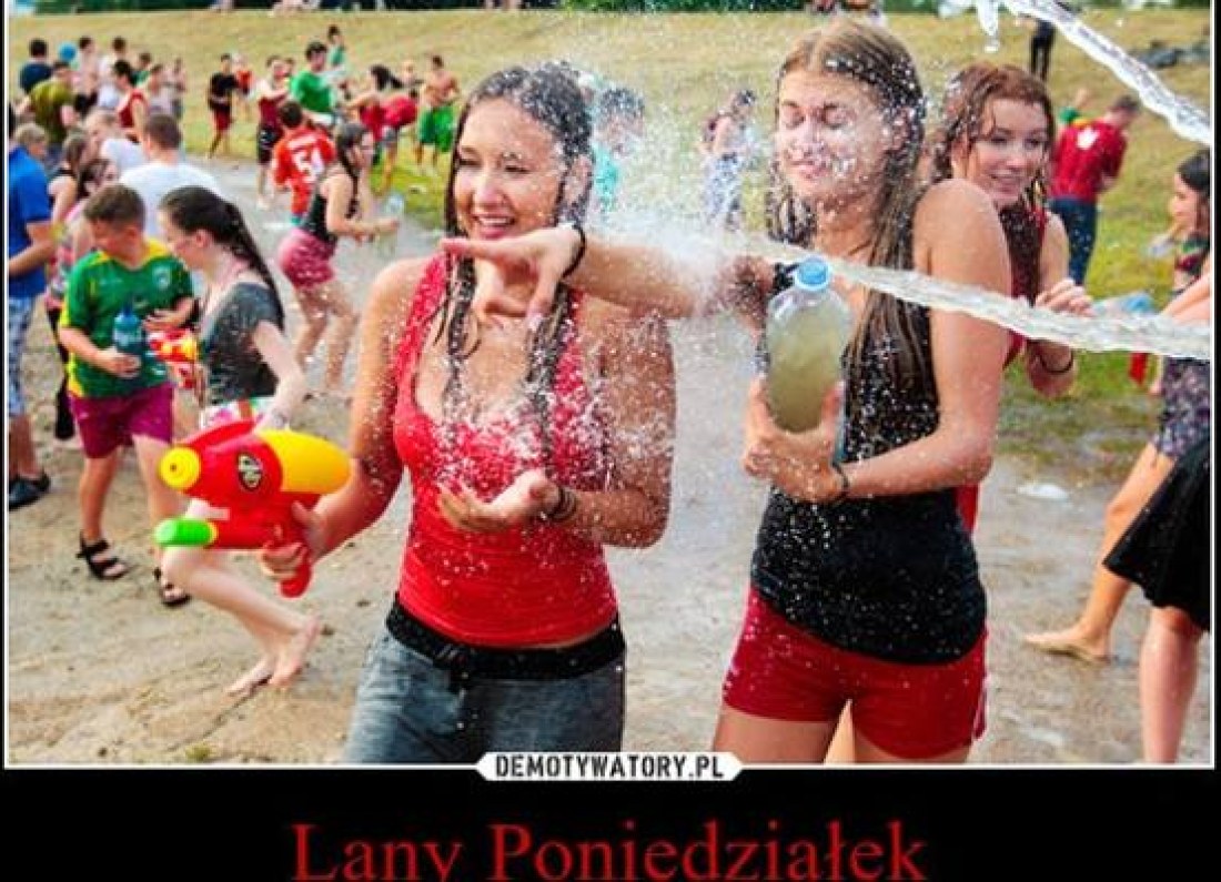 water fight meme