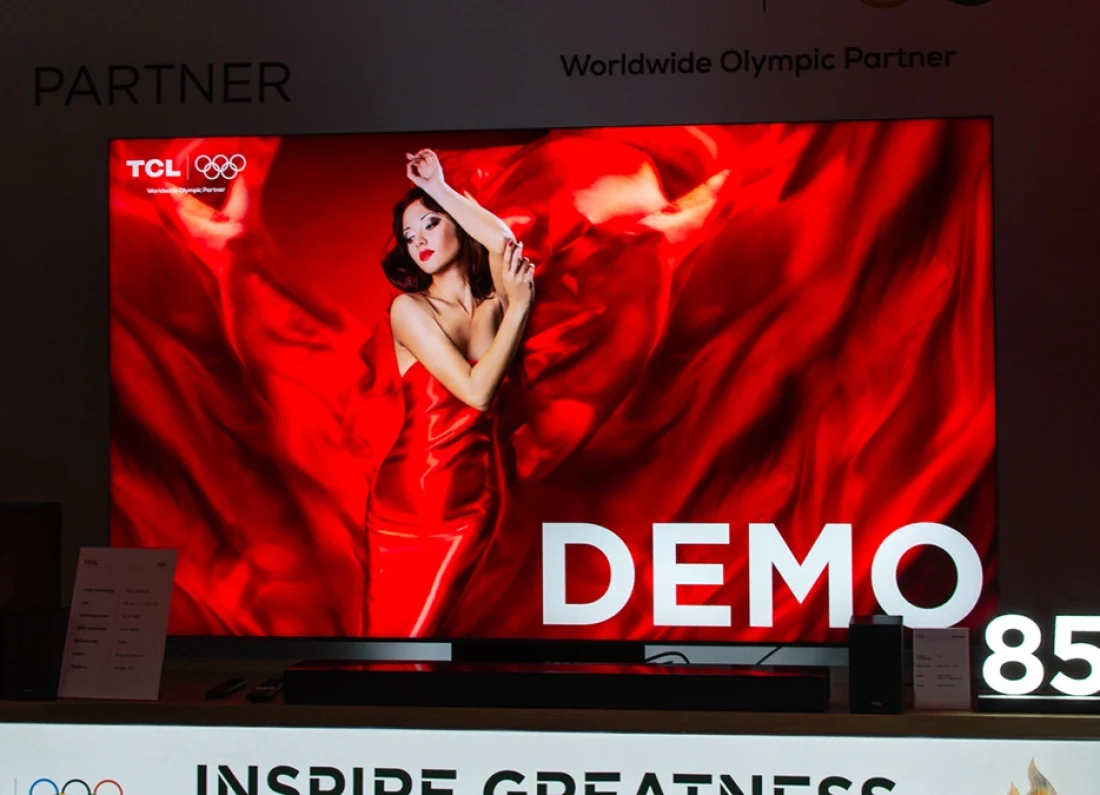 TCL flagship TV