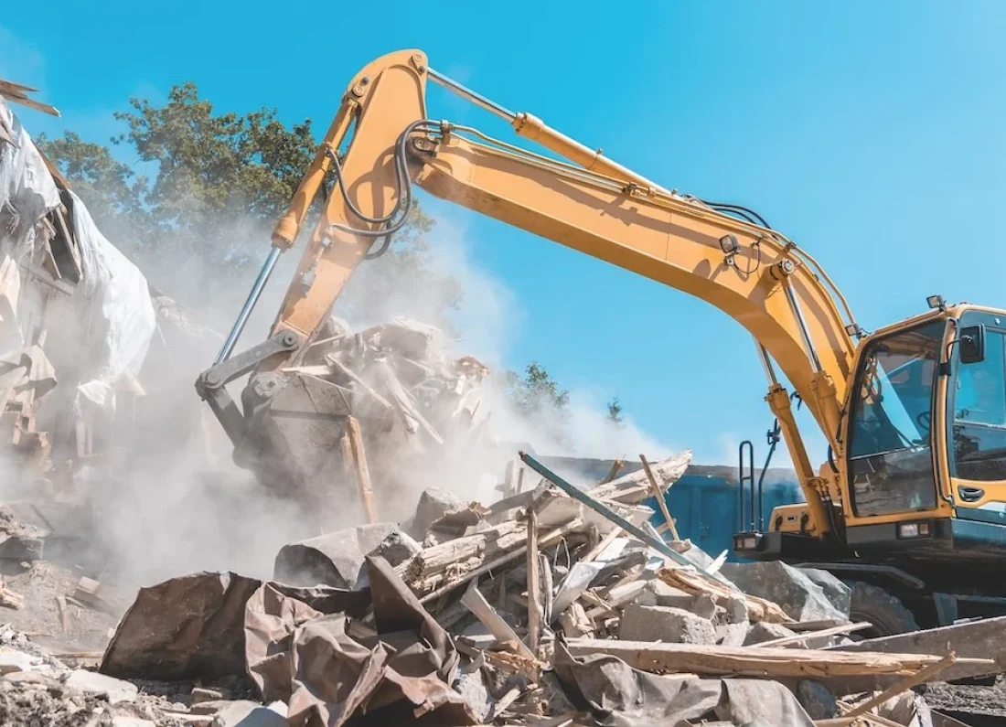 demolition crane building