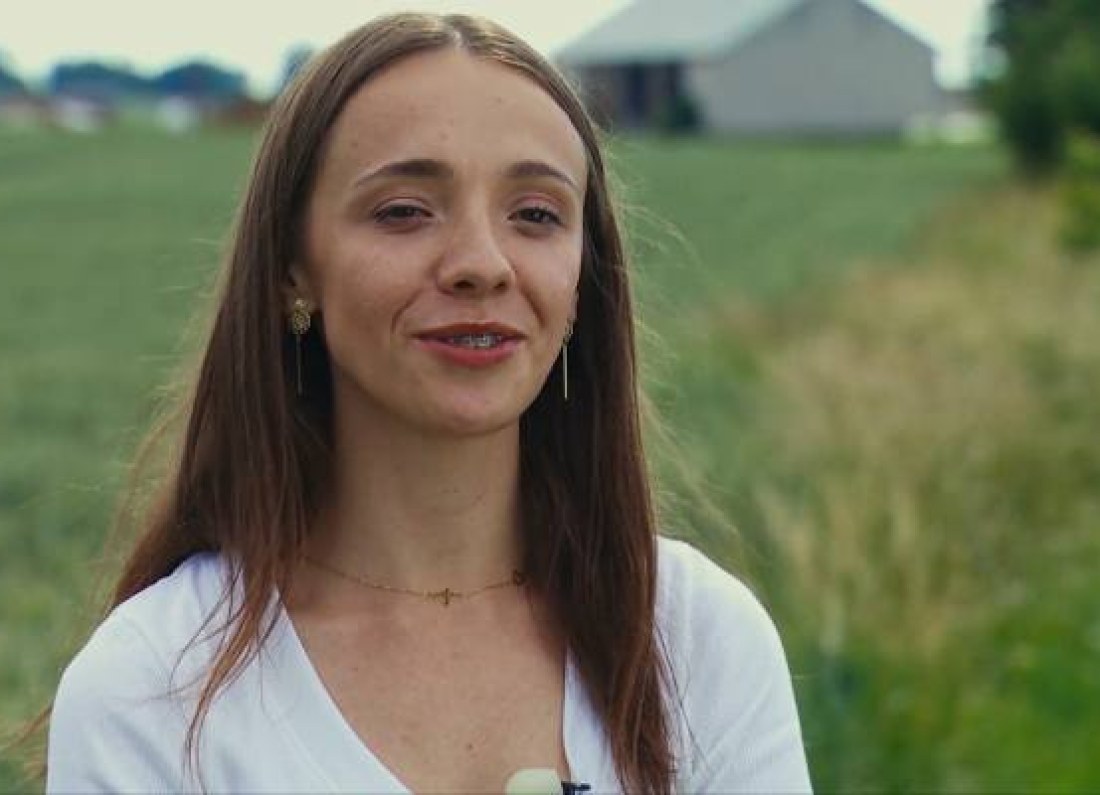 farmhouse countryside