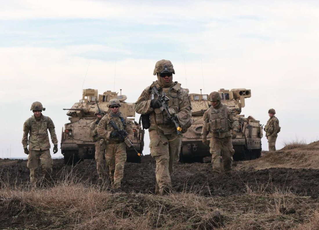 military combat vehicle