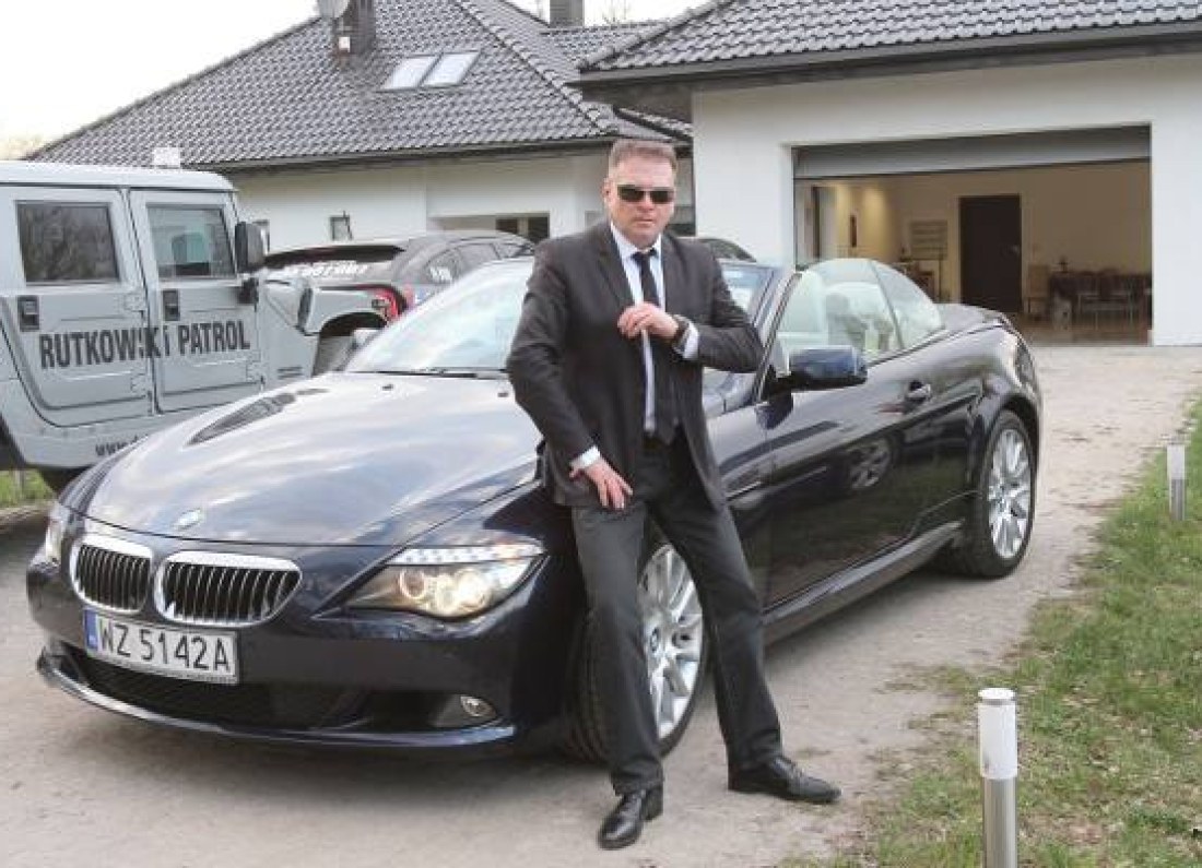 detective home interior