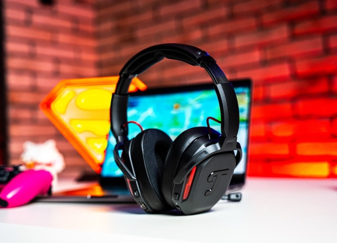 gaming headset black