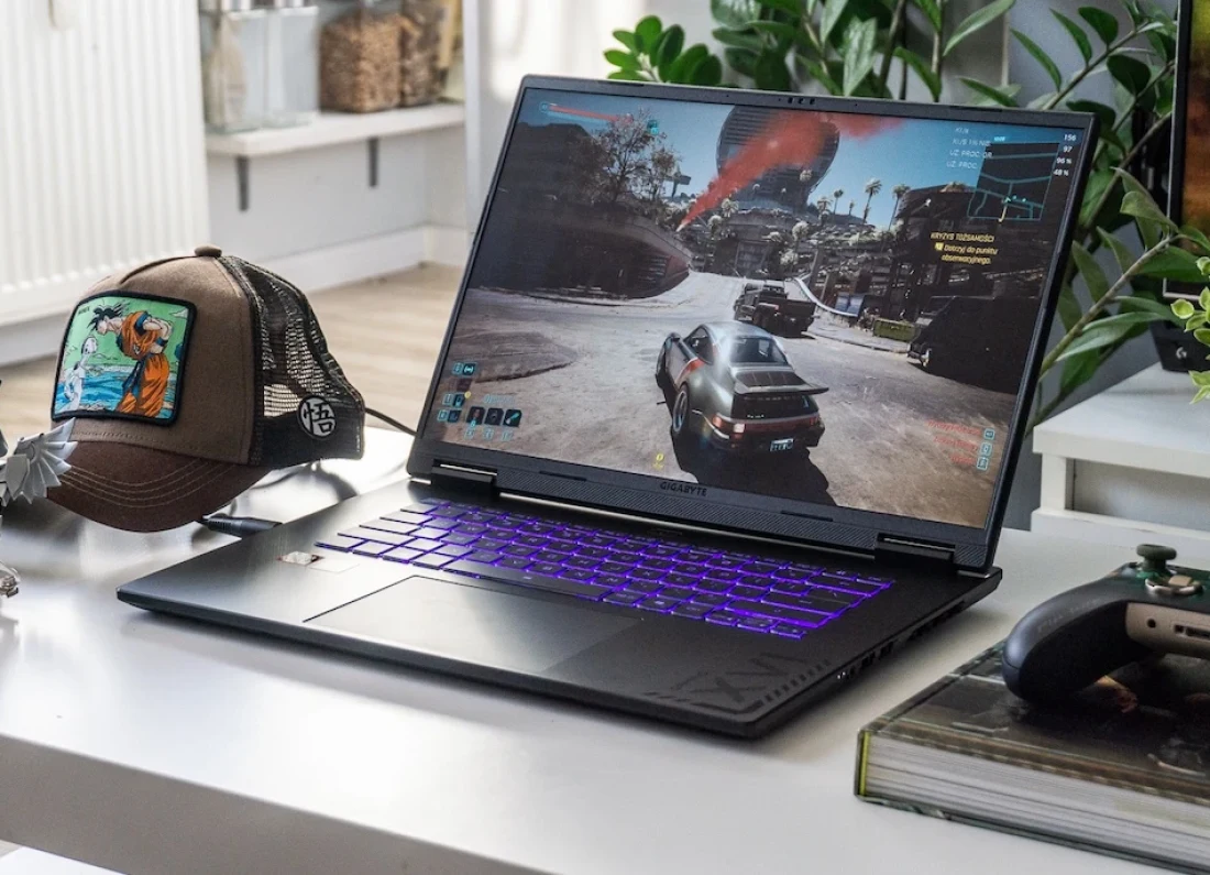 gaming laptop screen