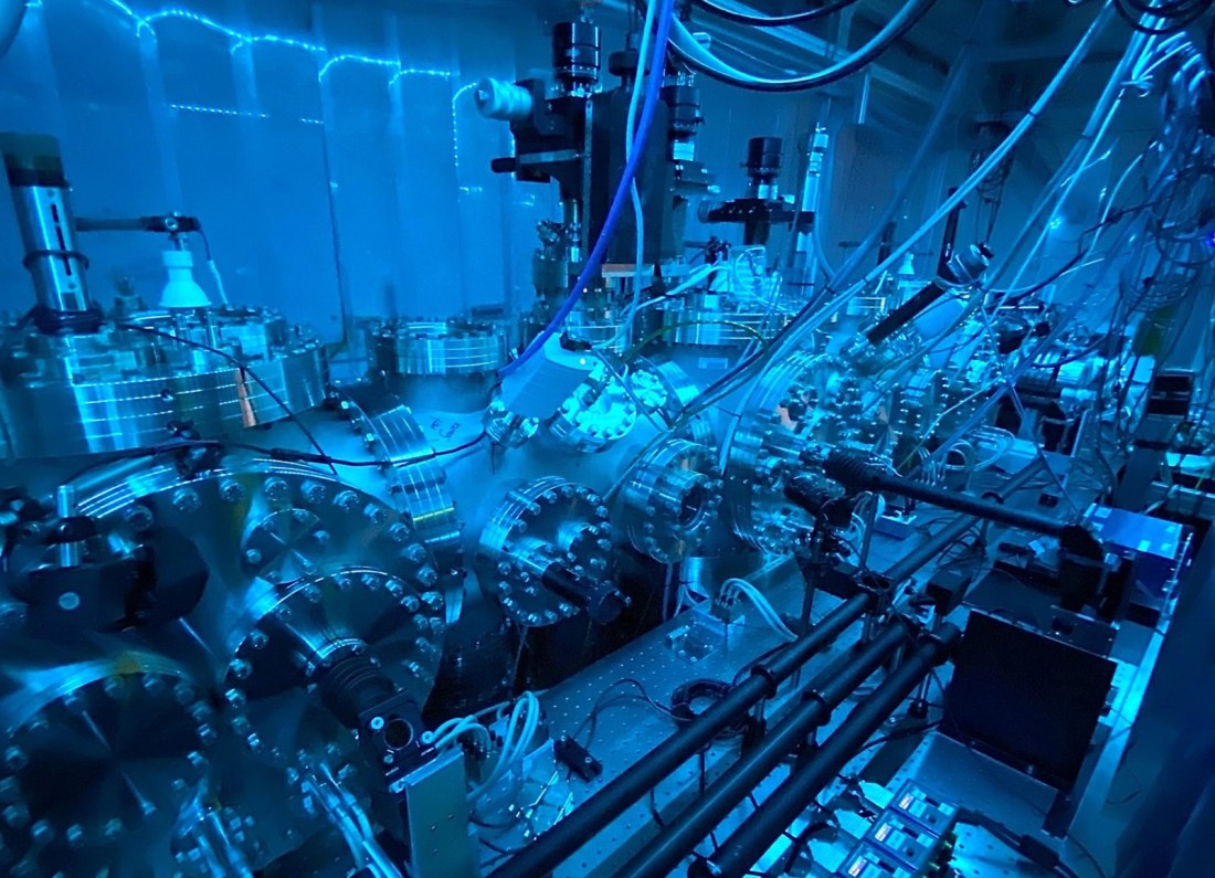 quantum physics laboratory