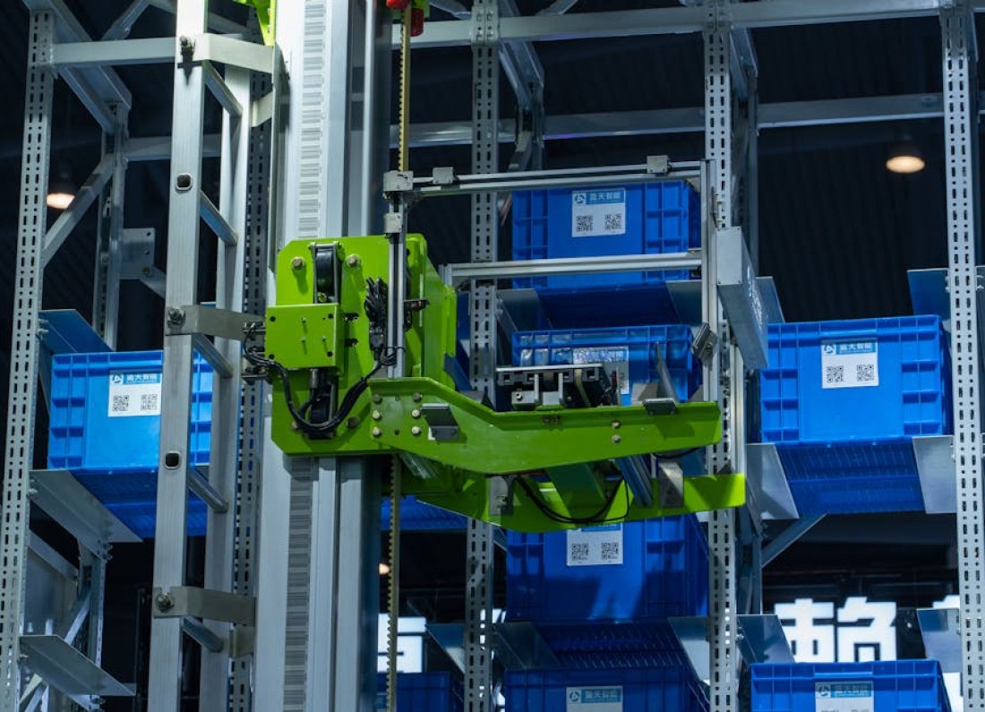 robot handling irregular object