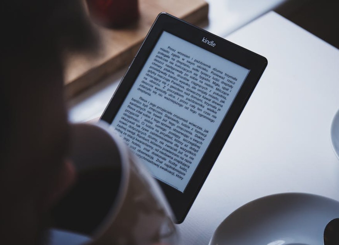 Kindle Colorsoft display