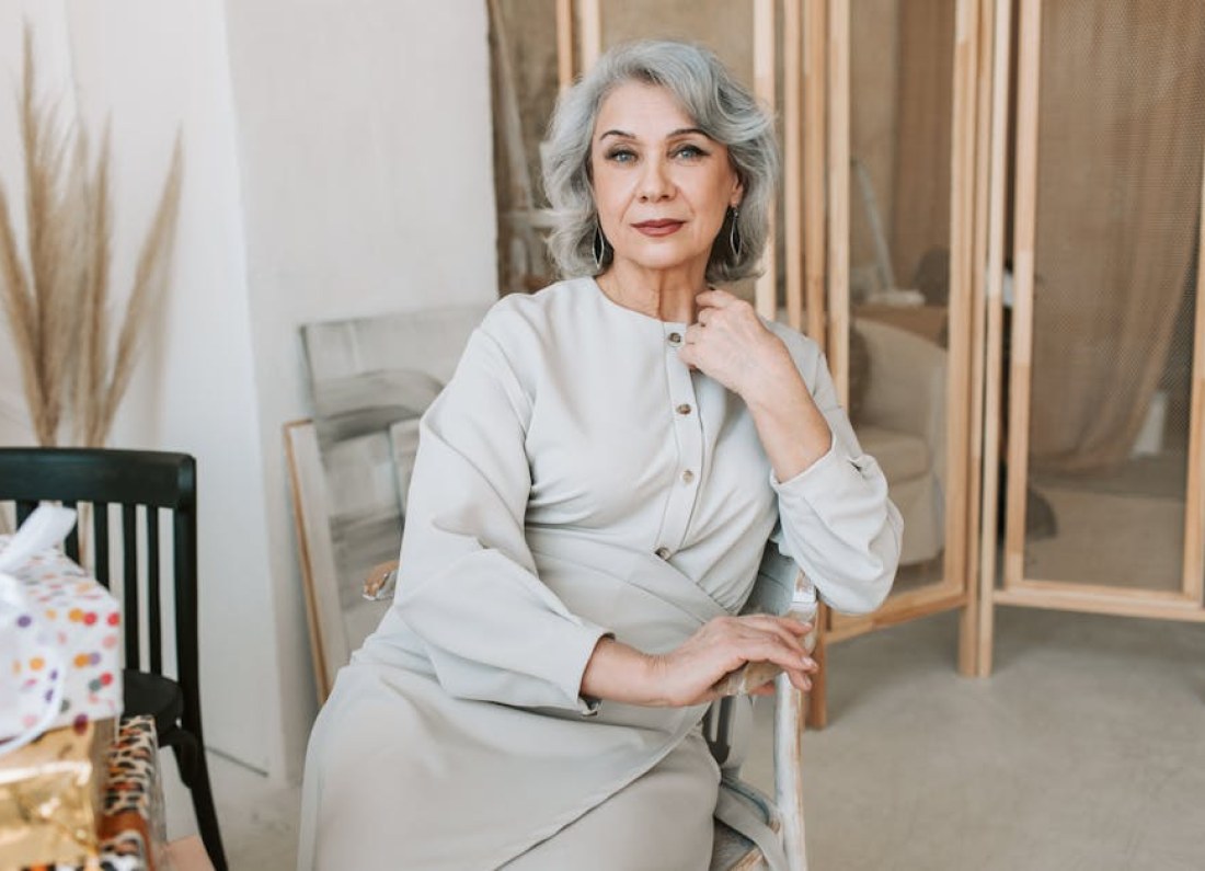 woman hairstyle after 50