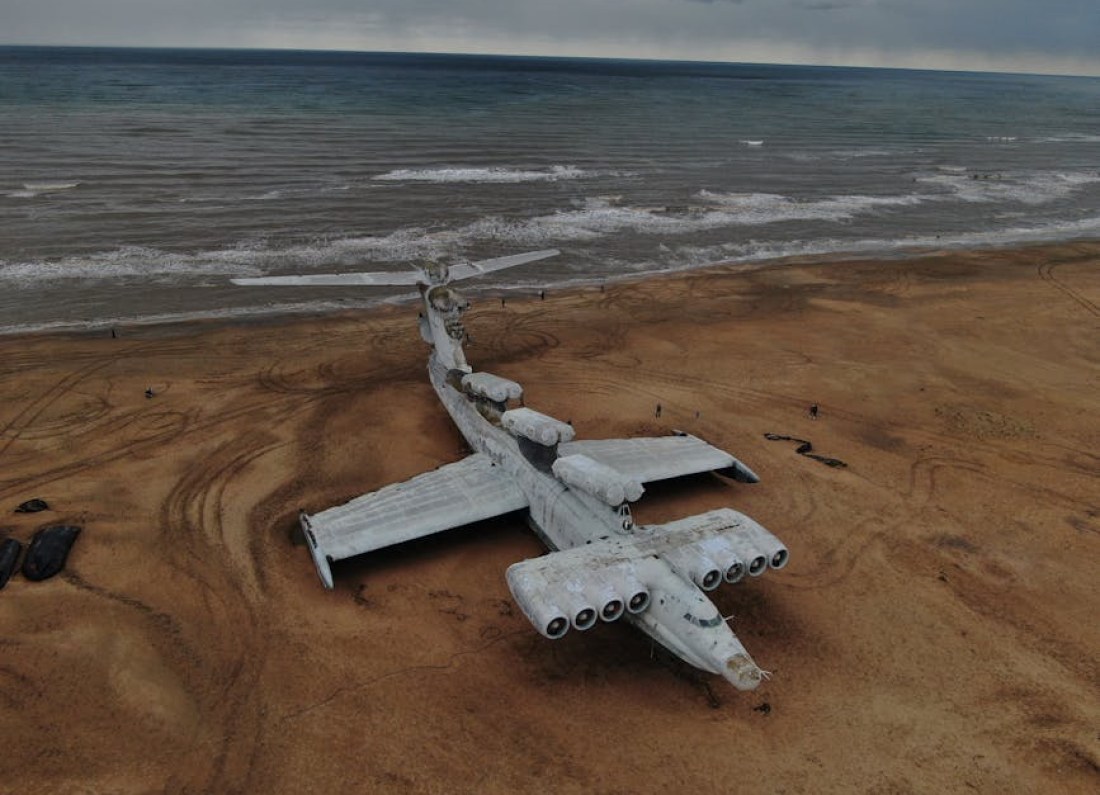 ekranoplan flying over water