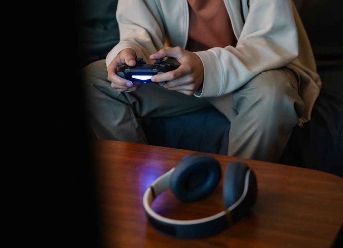 gaming headphones wireless