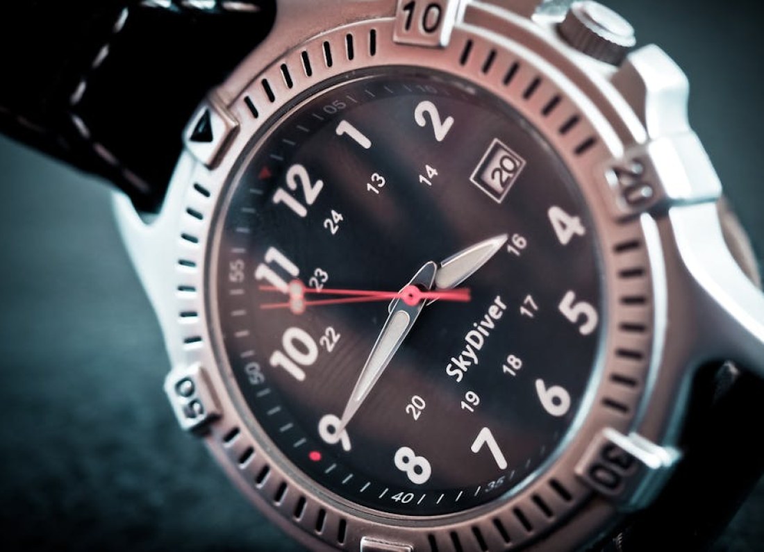 Yema dive watch luminescence