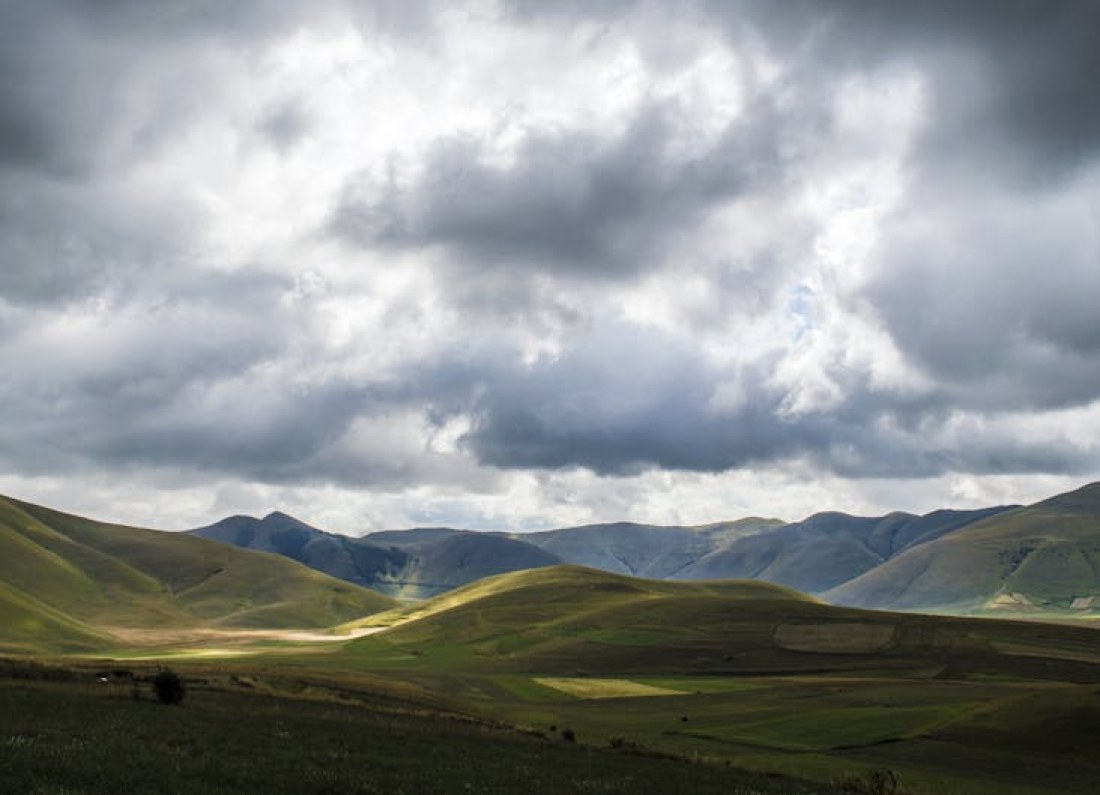 middle-earth fantasy landscape